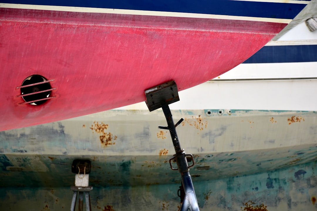 Photo Sailboat maintenance