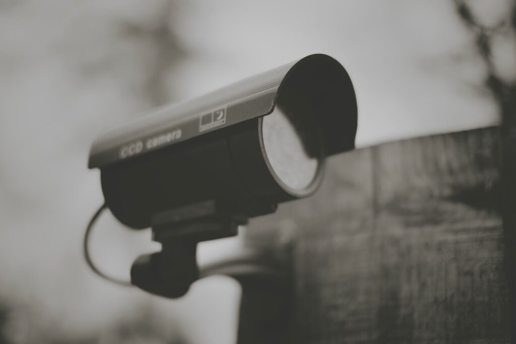 Bezpieczeństwo z Kontrolą Systemów Monitoringu 1 Photo Security cameras